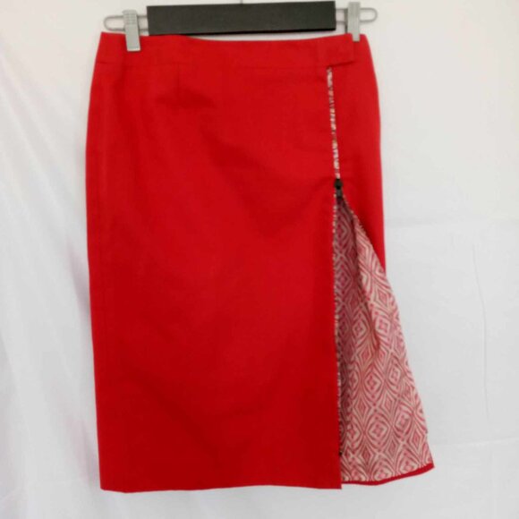 Chloe VTG Red Pencil Skirt  Multi Color Zipper Size 38 / US Size 6 Reversible(?) - Picture 1 of 13
